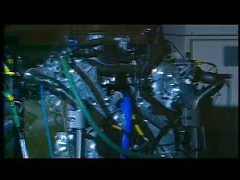 Renault F1 V10 au banc d'essai à Viry-Châtillon