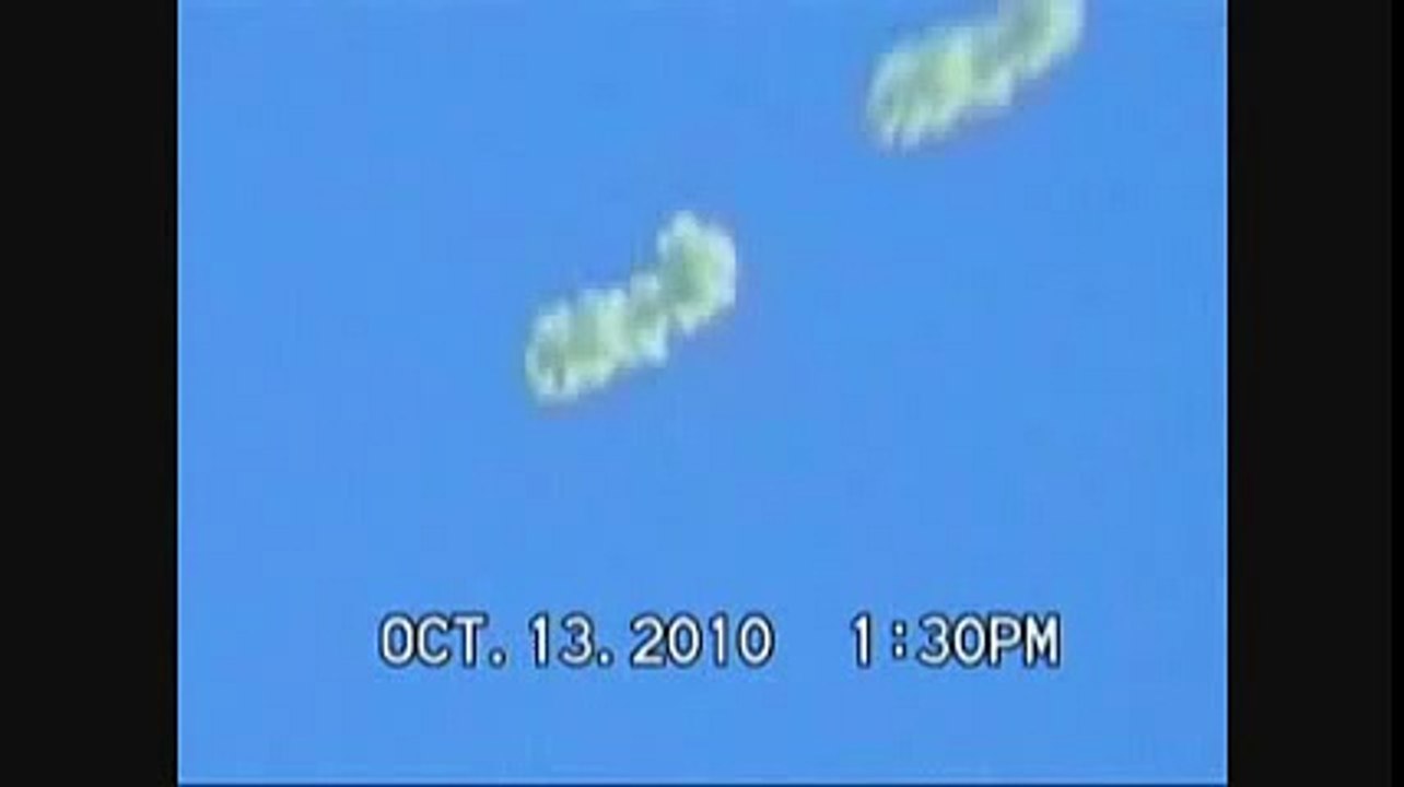 UFO'S NYC Oct 13 2010 Frame by Frame Best Evidence, NOT BALLOONS.!!+Follow-Up Interview Part 2/5
