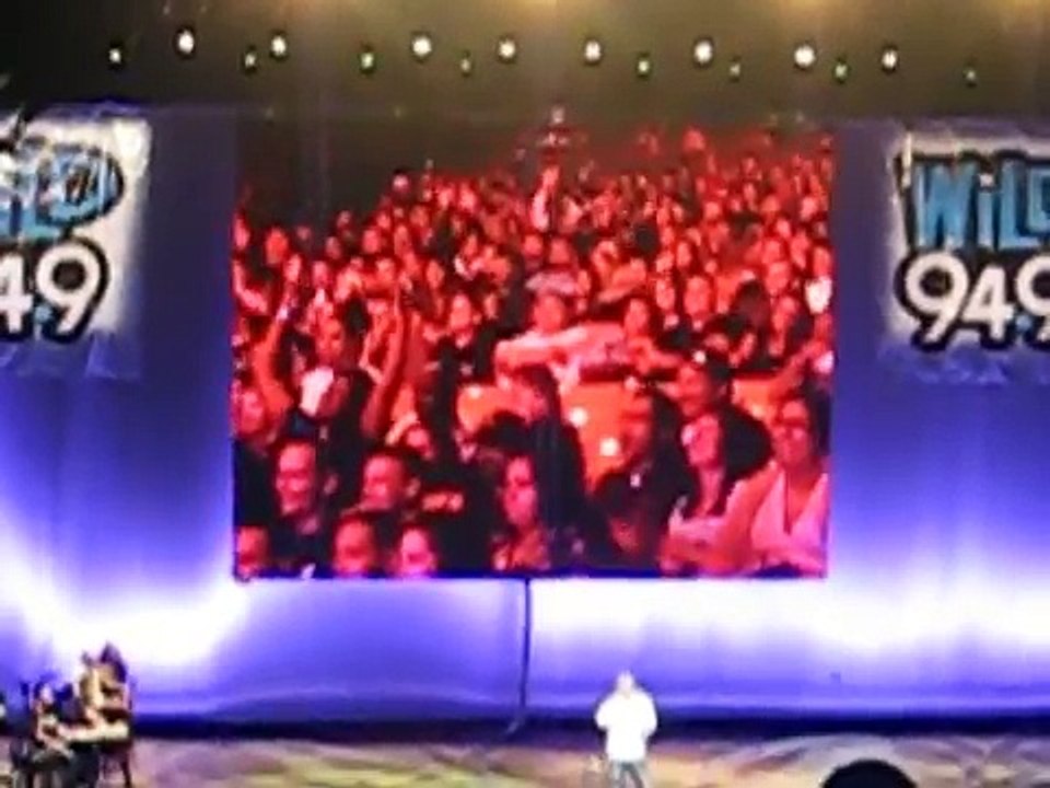 JO KOY singing at Wild 94.9 COMEDY JAM  (Shoreline 7/31/10)