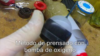 Explosivo 2 botellas de gas presurizada y detonador (II)