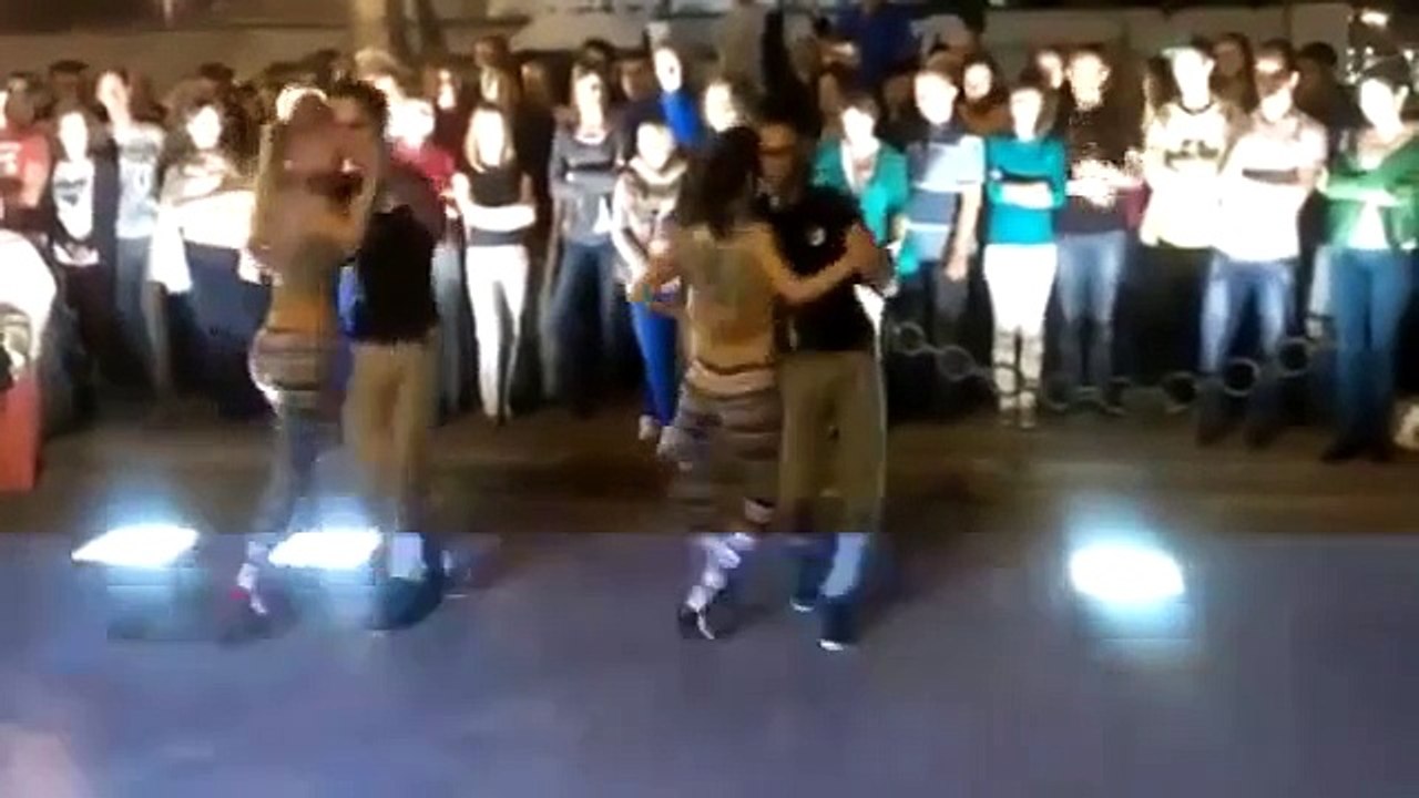 НЕ ТАНЕЦ, А ГИПНОЗ ДЛЯ МУЖСКИХ ГЛАЗ ! ОЧЕНЬ СЕКСУАЛЬНО !