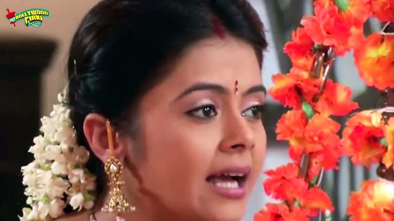Saath Nibhana Saathiya - Why Did Gopi Bahu Cried Off Screen-