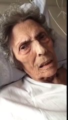 إمرأة عجوز سويدية بالمستشفى تدعوها ممرضة للإسلام فتنطق الشهادة.. الله أكبر