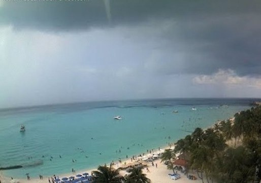 Timelapse Shows Waterspout Sweeping Across Isla Mujeres Bay