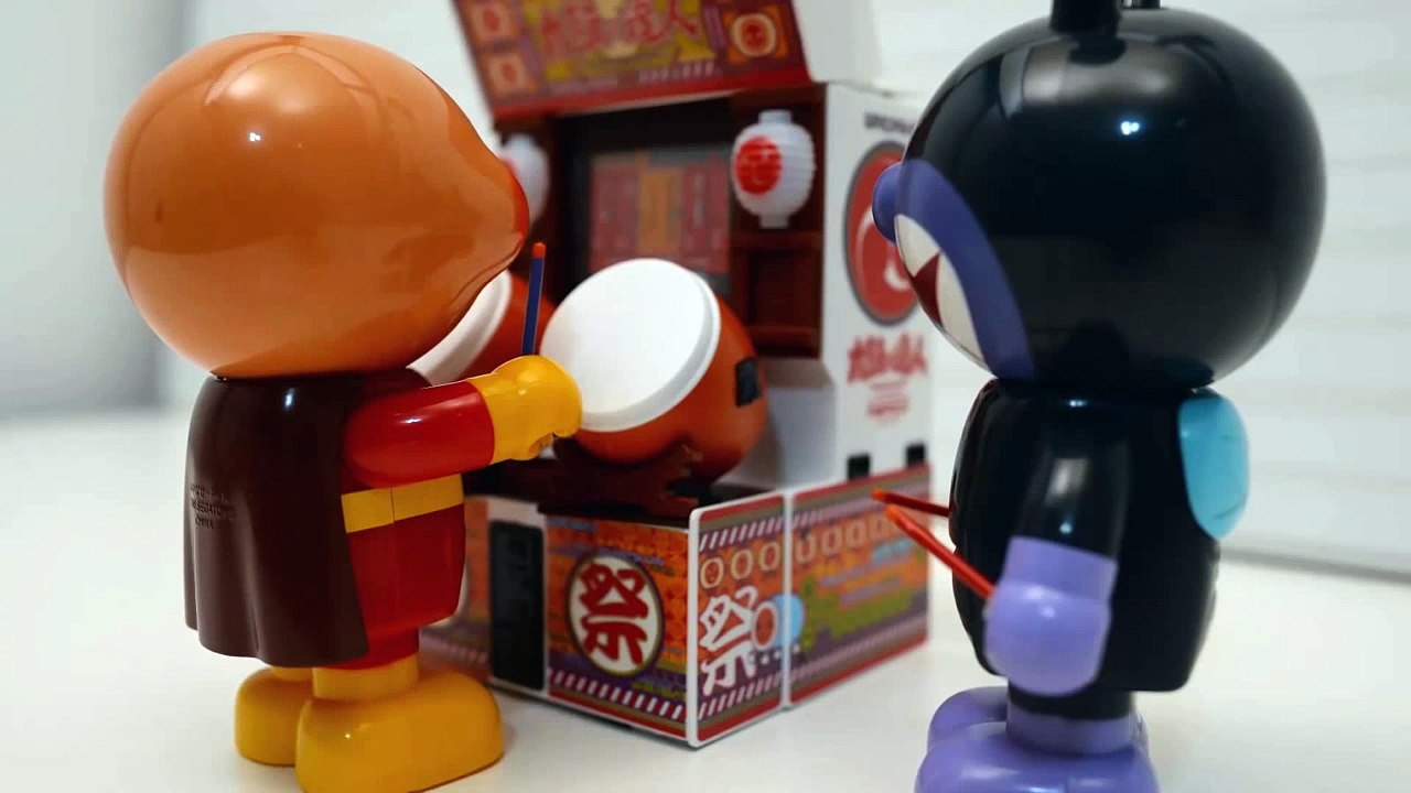 Le jeu du Don dans le maître de Anpanman tambours jouets anime!