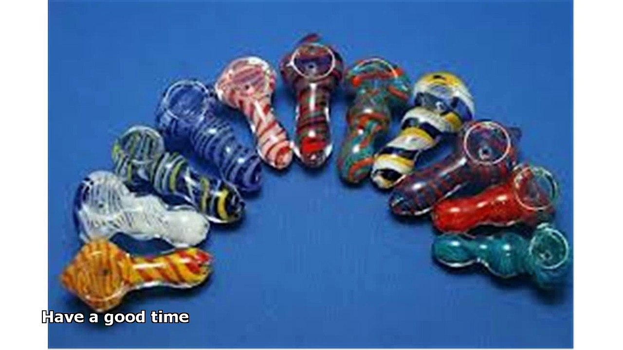 glass pipes and bowls