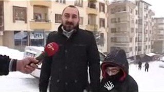 Ankara'da ‘kar’ çilesi; yolda kalanlar okulların tatil edilmemesine tepkili