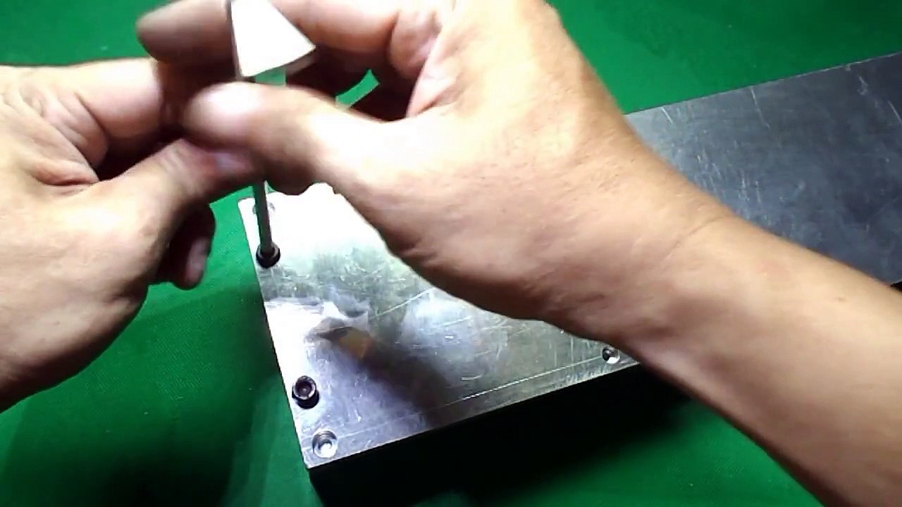 Homemade Wood Metal Mini Micro Nano Lathe Machine DIY Axis Tailstock Plans CNC Linear Rails Project