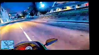 Pagando de moto filmador no GTA V