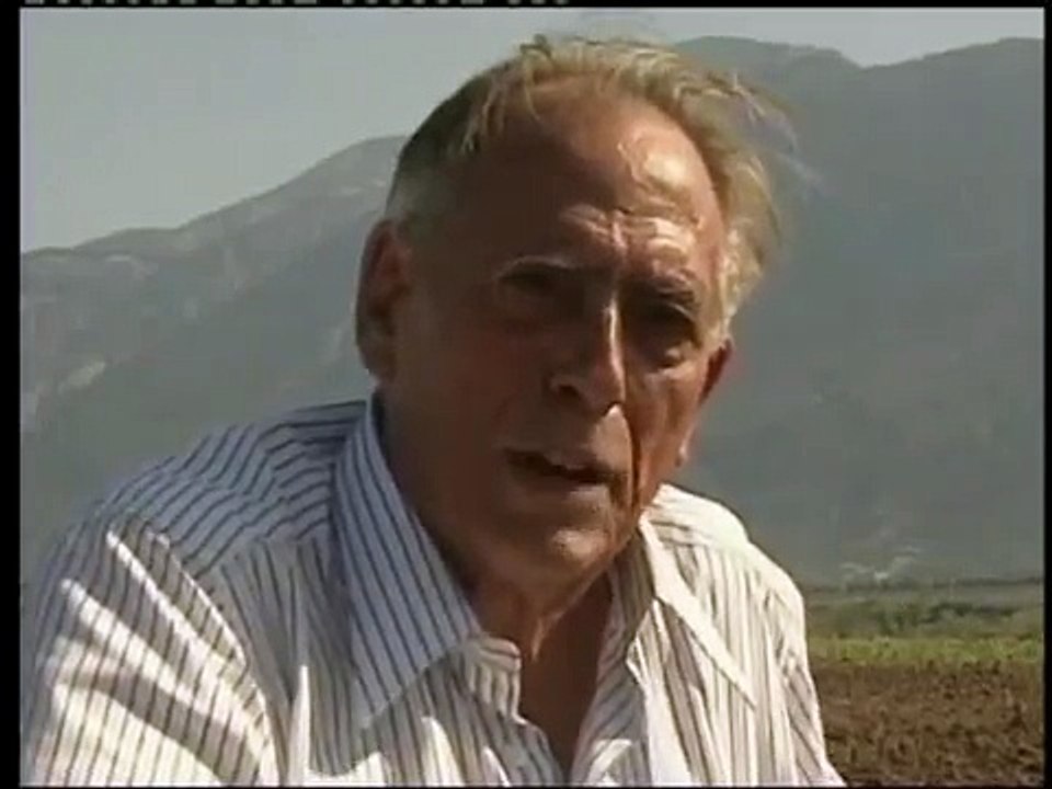 Ρένος Αποστολίδης Α9/10 (Ο εμφύλιος μέσα μας)
