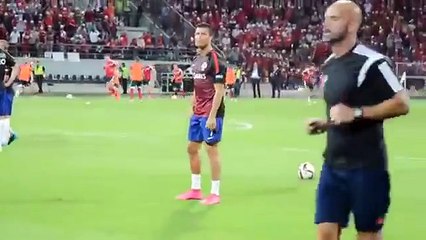 Cristiano Ronaldo: le gritaron "Messi, Messi" en Albania y así reaccionó (VIDEO)