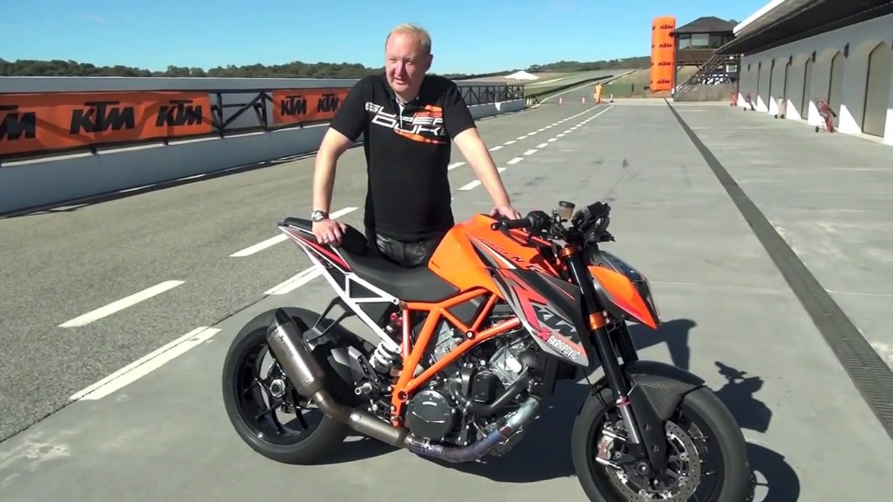 KTM 1290 Super Duke R ready for trackdays (deutsch)