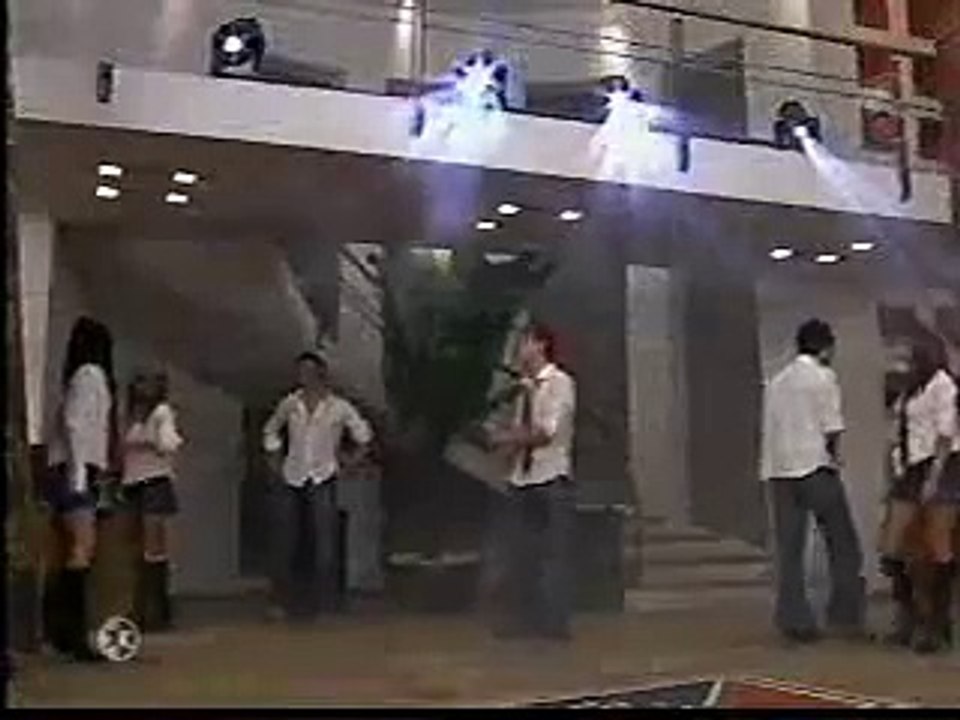 RBD Cantan Liso Y Sensual En Rebelde