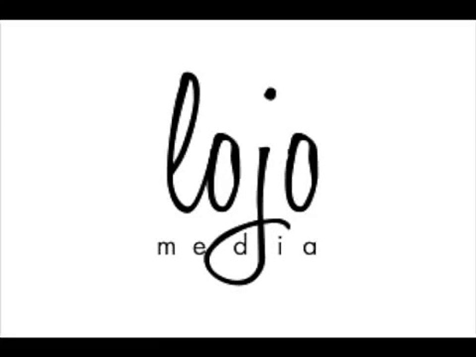 Iggy Azaela Licks Boyfriend Nick Young on Kiss Cam at USC v. UCLA Game