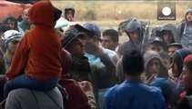 Macedonia authorities mishandle refugees at border