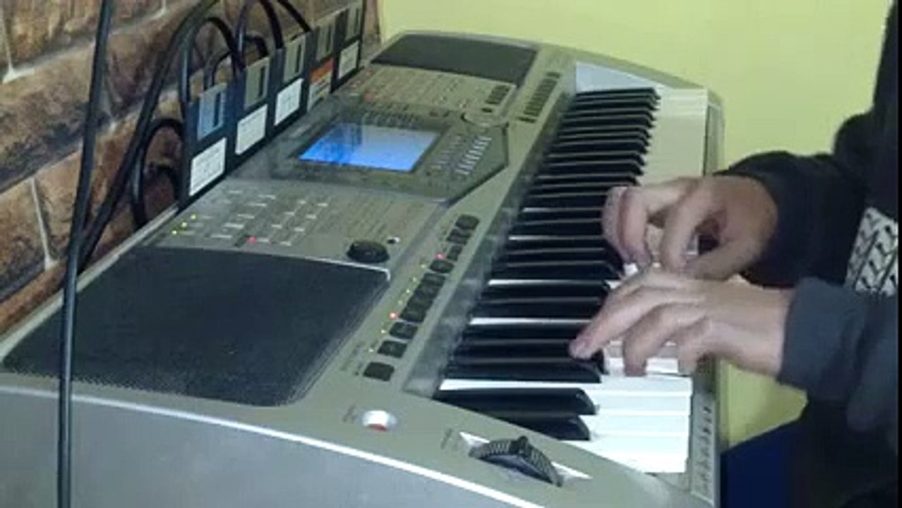 piano song اهواك