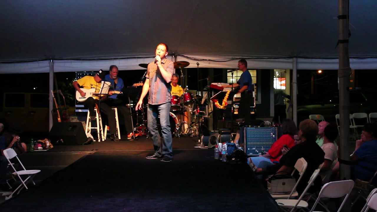 Brooke Wright & the Katz perform 'You Gave Me A Mountain' Elvis Week 2015