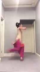 Kia Baat he Larki ki _ Yeh dance hay ya warzish