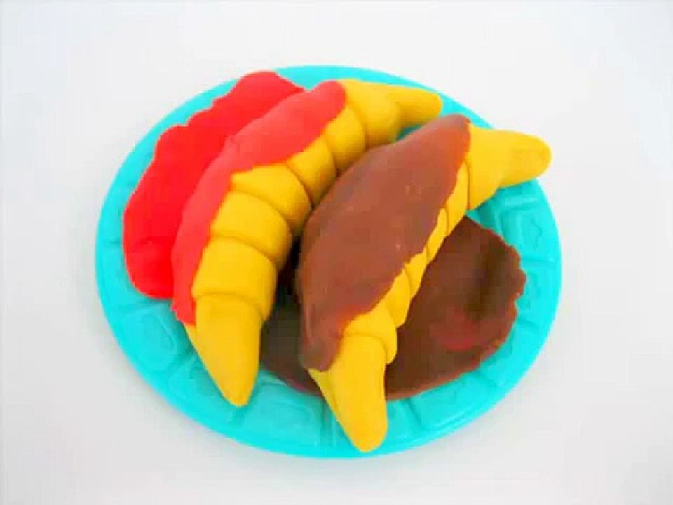 How to make Croissants out of Play Doh