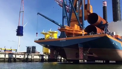 Bekijk de reusachtige Gemini-windmolens van dichtbij - RTV Noord