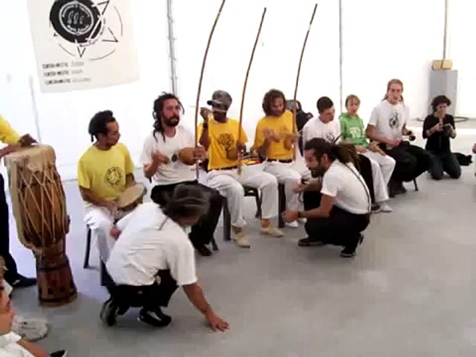 Mestre Rogerio(Angola Dobrada)-Mestre Indio (Angola Dobrada)