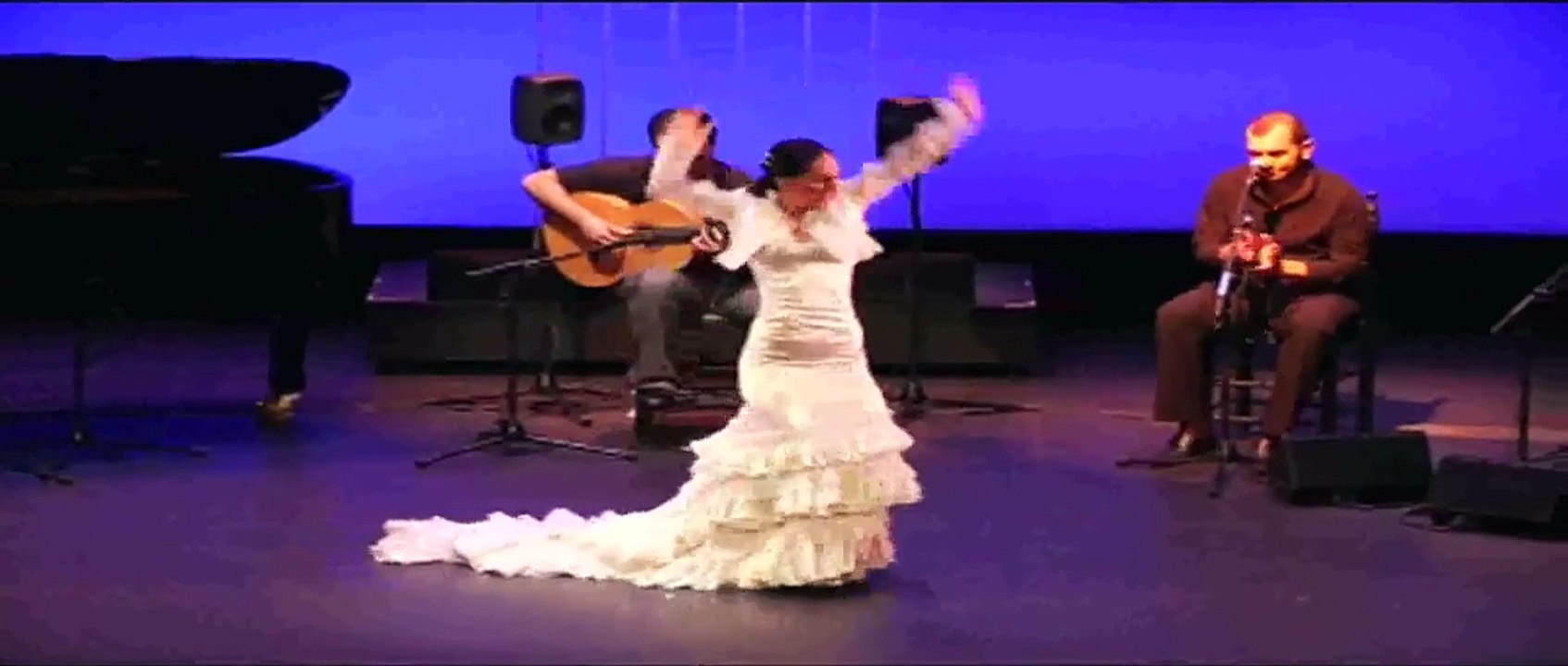 SANTIAGO LARA - Resumen álbum