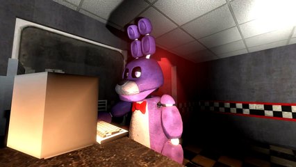 SFM FNAF Bonnie Plays The Scary Maze Game!!!