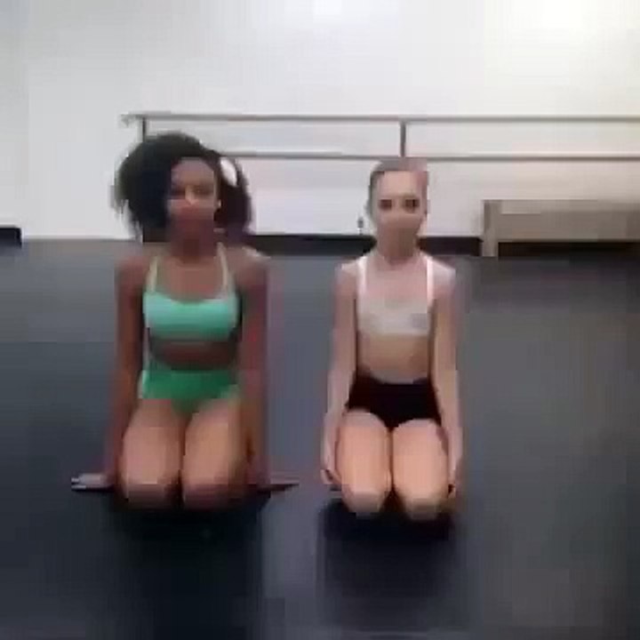 Maddie Ziegler and Nia   Doing vine