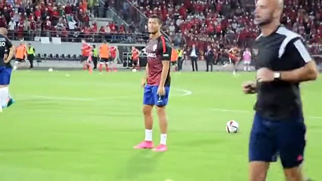 . جماهير ألبانيا تستفز رونالدو وتصيح بـ ميسي .. وكريستيانو يطالبهم بالمزيد