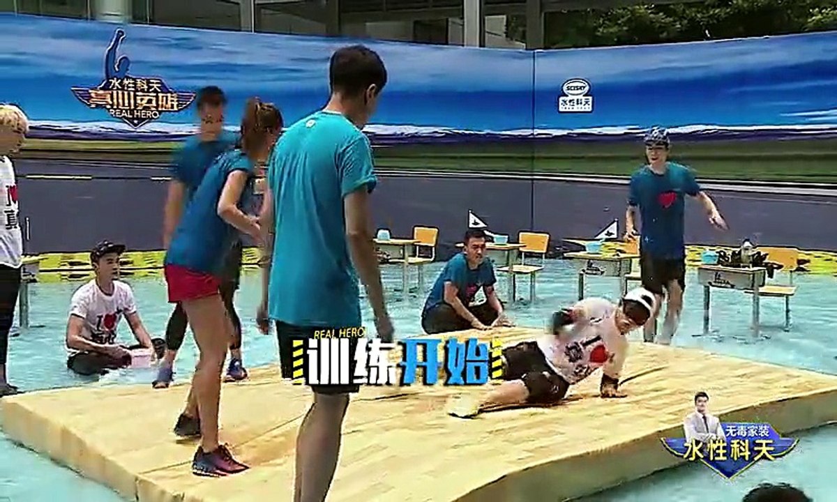20150911 直播港澳台 误抱杨坤大腿