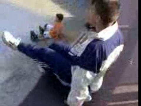 A.S.F-première essaie: Assis