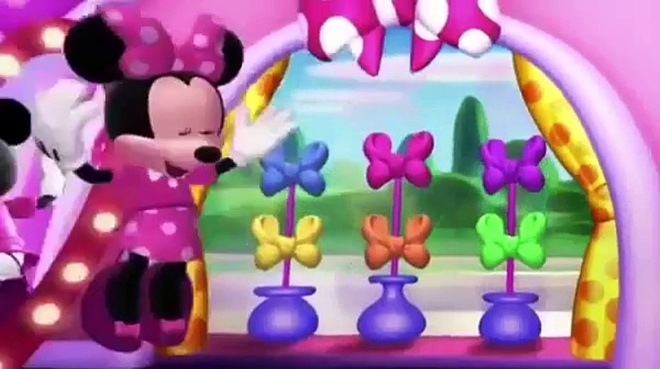 minnie mouse bow * minnie mouse Freaky Fowl Day * Disney Junior