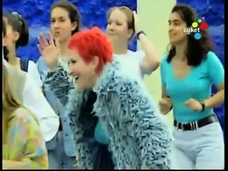 Zerrin Ozer Pasa Gonlum