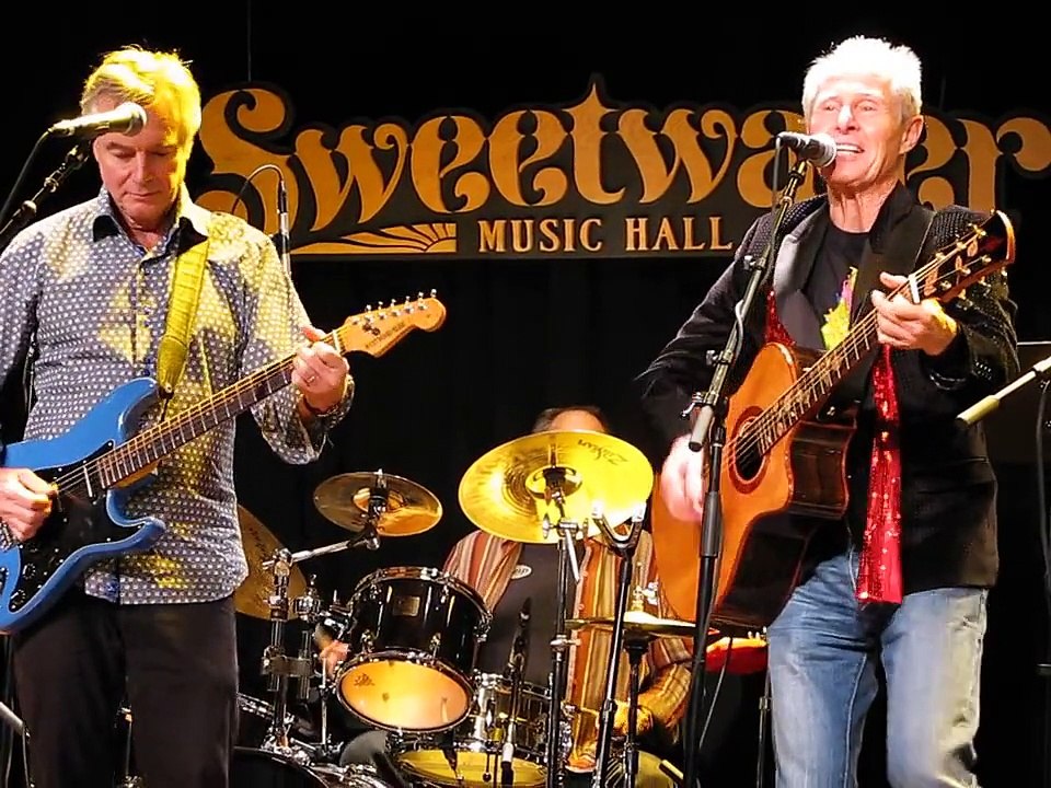 Dr. Elmo performs Grandma Got Run Over by a Reindeer 12-2012