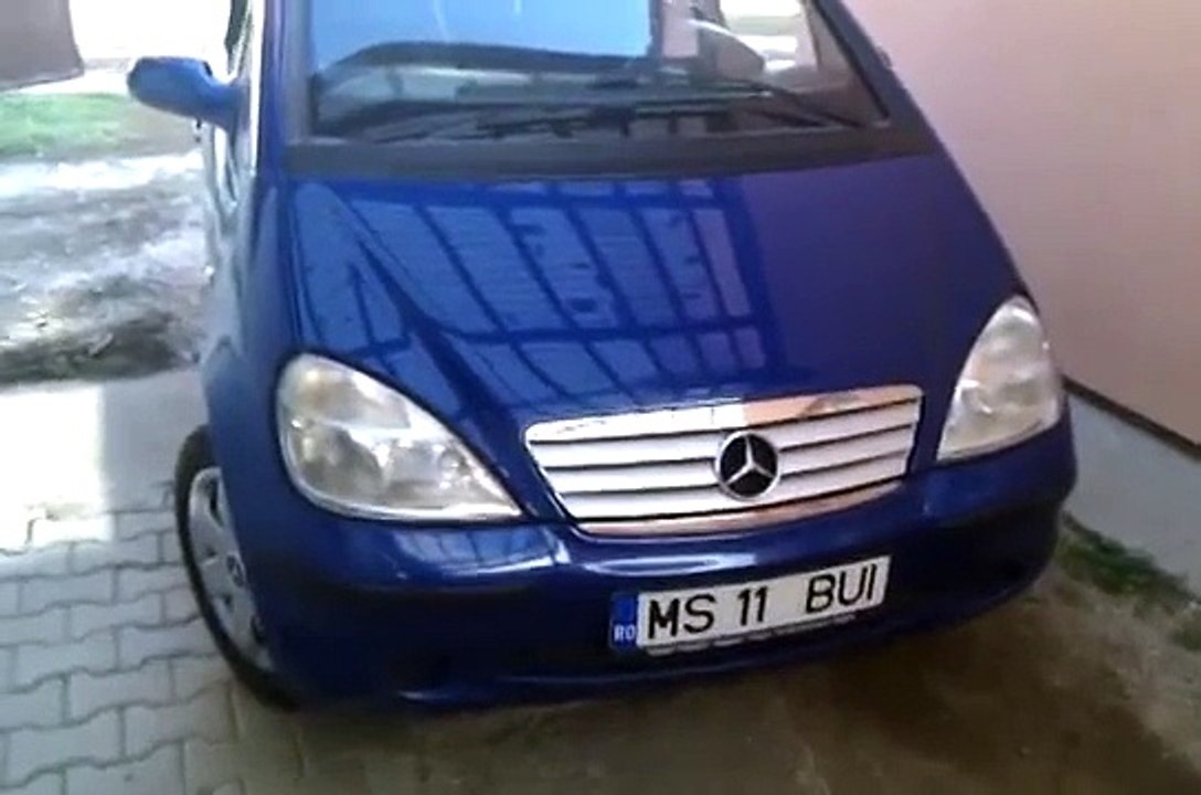 Replacing Mercedes A-Class W168 Headlight bulb -Simple & Easy Method