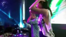 Hot Girl DJ Lắc Ngực Trong Bar Cực Bốc   Nhạc Sàn Cực Mạnh