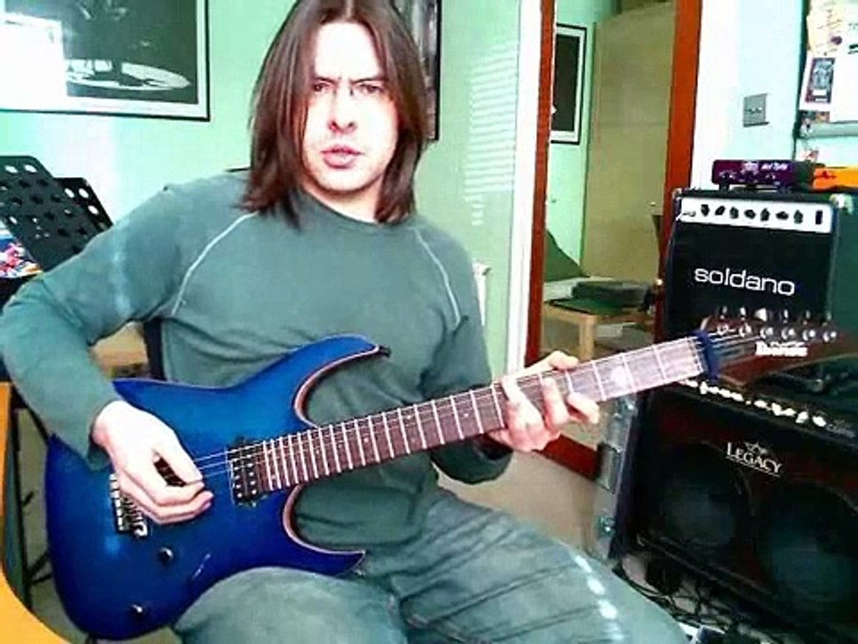 "Wonderful Slippery Thing" by Guthrie Govan - Guitar Lesson - MasterThatRiff 8!