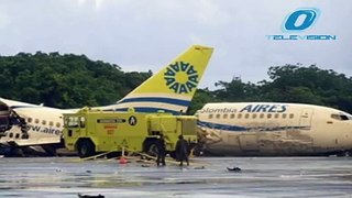Rayo parte avión en tres en Colombia