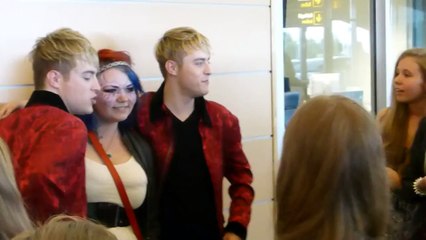 High Fives/Messy Hair/Pics/Message/German/Estonian | JEDWARD | Tallinn Airport | Estonia 26/6/15