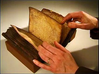 Turning Pages of the Archimedes Palimpsest