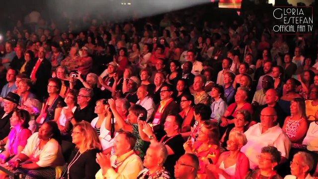 Gloria Estefan & Emily Estefan - Smile (Live at AARP Concert, Miami Beach)