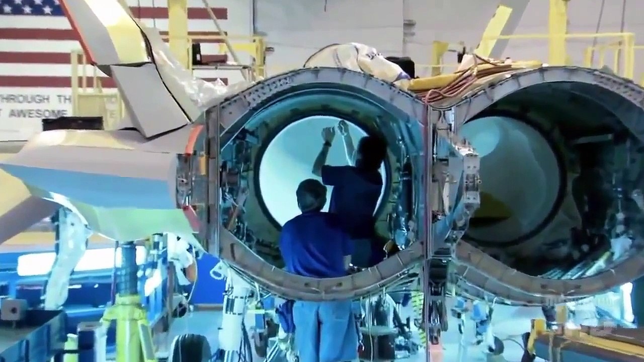 The Lockheed Martin F-22 Raptor -- World's Deadliest Jet Fighter Plane