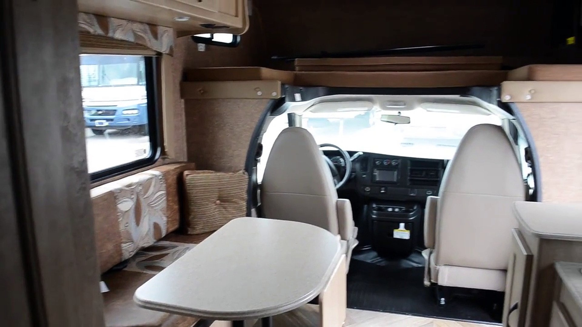 16 Coachmen Freelander 21rs Class C Motorhome Video Dailymotion