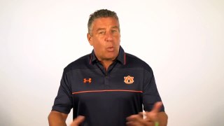 Bruce Pearl talks to the Auburn Student Section