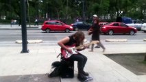guitarrista tocando en bellas artes