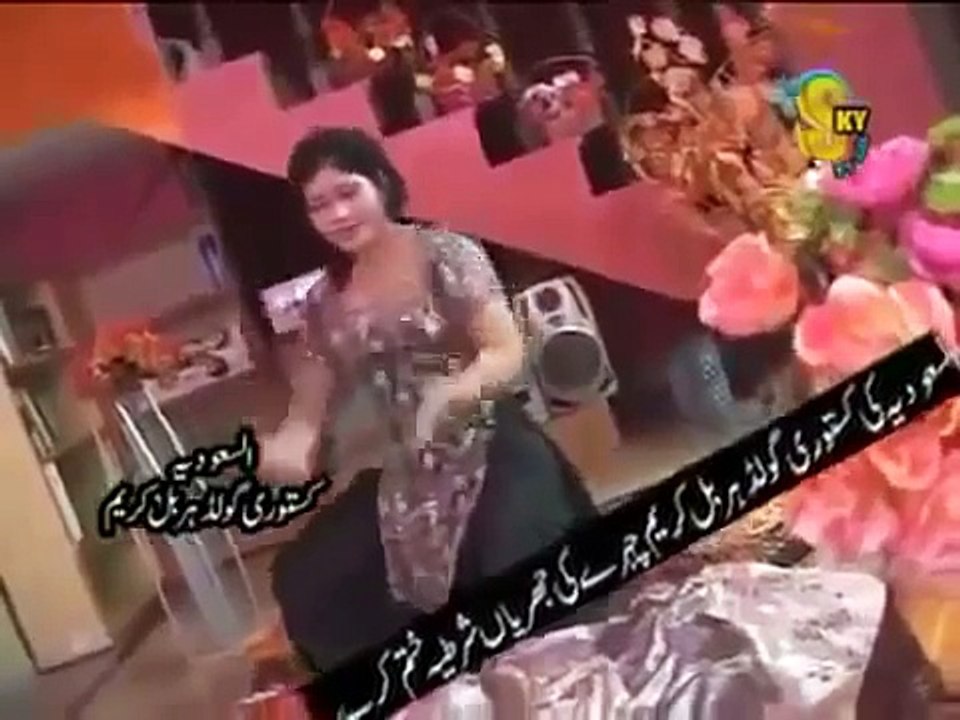 Without Cloth Mujra By Pakistani Girl