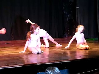 fiesta de fin de año jardin de la aldea 15/12/2007