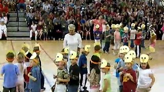 Kindergarten Talent Show - Chicken Dance