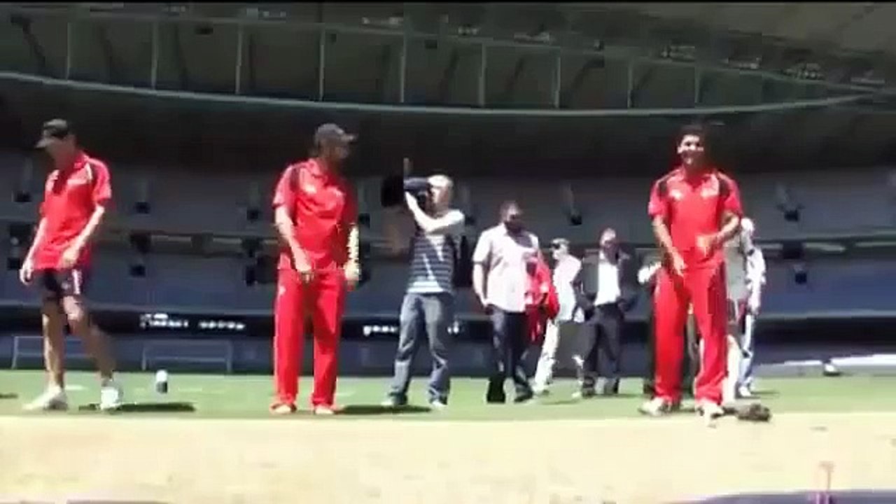 Cricket Interview    CRAZY CRICKETER  Shahid Afridi  Funny Answer