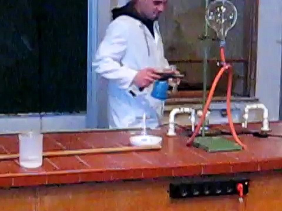 Science with Santa Volume II - Weihnachtsvorlesung Hochschule Darmstadt 2010 - Pt. 2